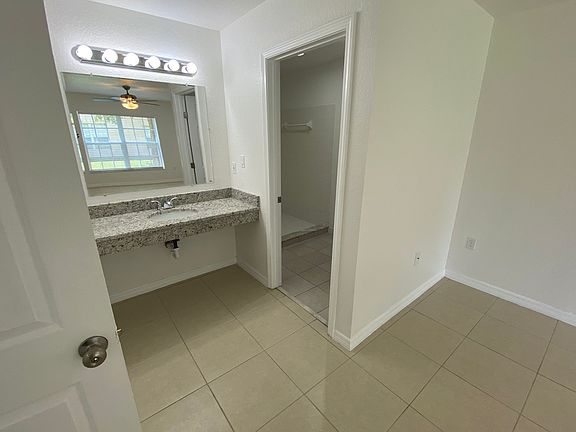 3rd image of 2350 Prime Cir Unit A-1