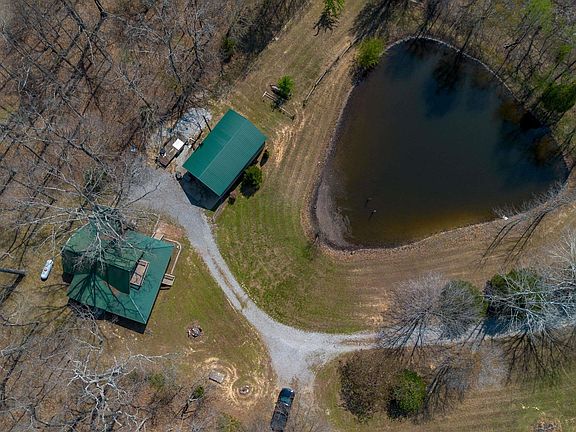 2nd image of 757 Reed Rd