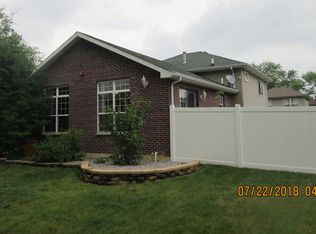 14843 El Vista Ave, Oak Forest, IL