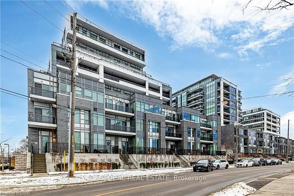 Building Photo - 73 Arthur St N #512