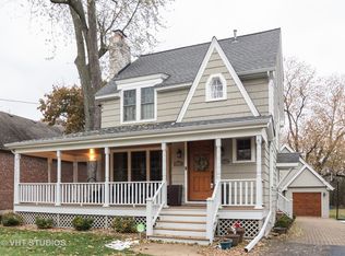 946 Highland Ave, Glen Ellyn, IL