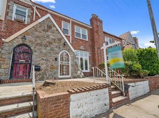 13013 225th St, Springfield Gardens, NY 11413