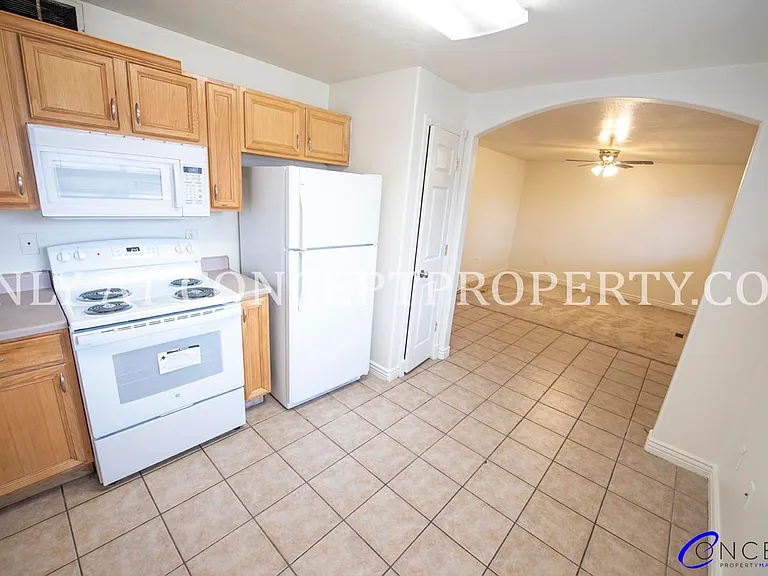 761 N 235th St E — Photo 37