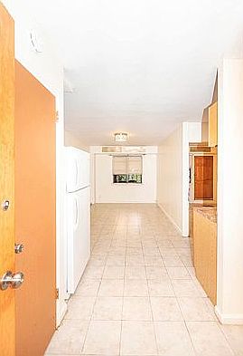 4th image of 46-09 47th Ave