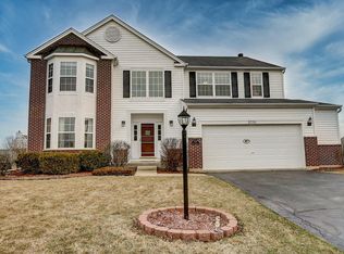 2751 Red Fawn Ct, Racine, WI 53406