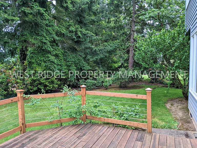 19772 Bellevue Way — Photo 28