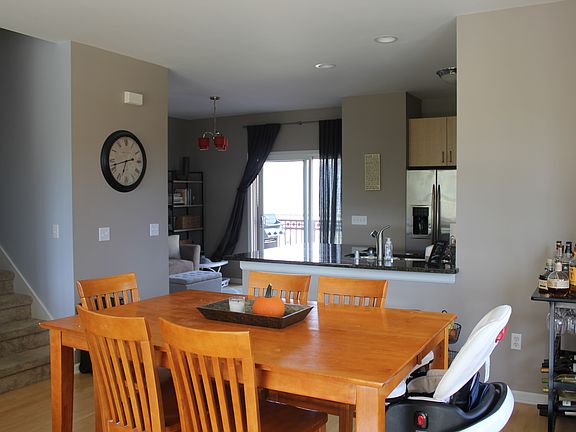 2nd image of 228 E Reservoir Ave #1