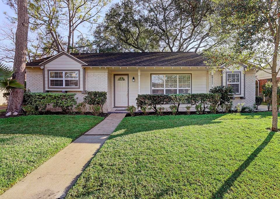 1st image of 5711 Burlinghall Dr