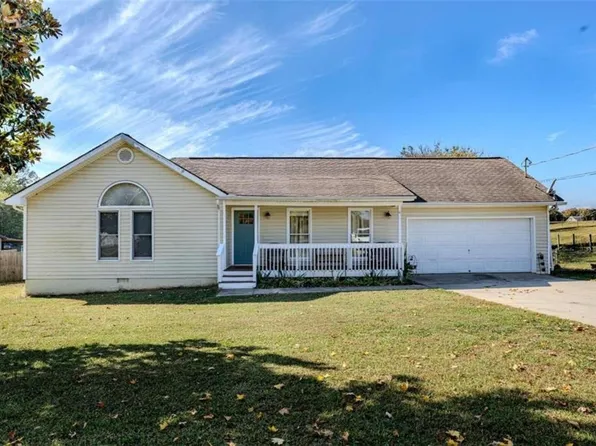 174 Triple D Dr SE, Adairsville, GA 30103