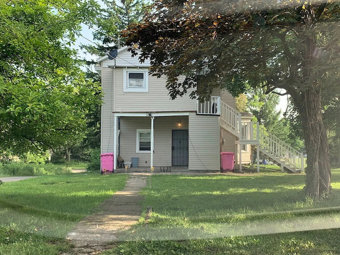 313 W 4th St — Photo 3