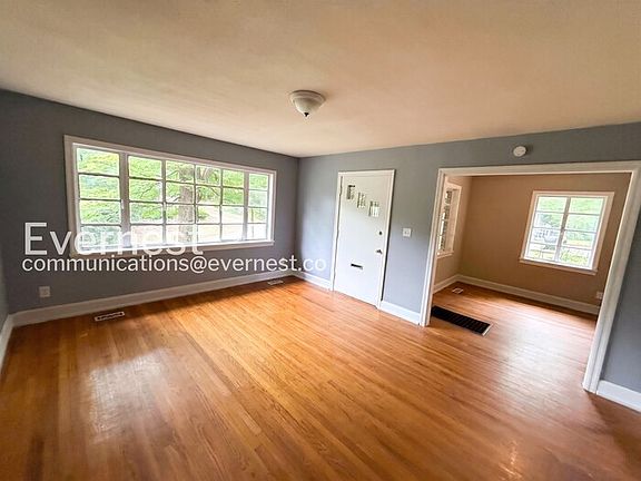 5th image of 848 Vanderbilt St