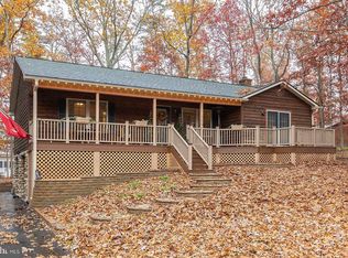 207 Laurel Dr, Cross Junction, VA 22625