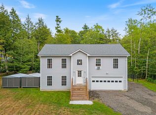 121 Rankin Rd, Buxton, ME 04093