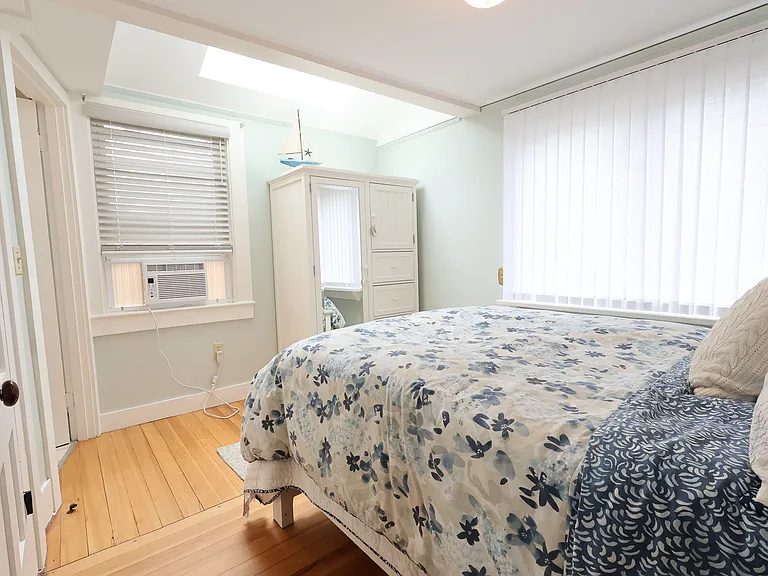 4 Blake Ct — Photo 15