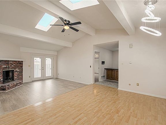3rd image of 13917 Falkirk Cir