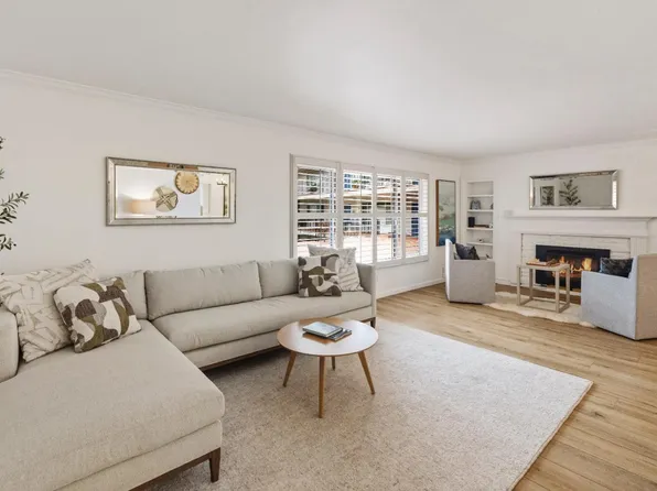 810 Lighthouse Ave Unit 206, Pacific Grove, CA 93950