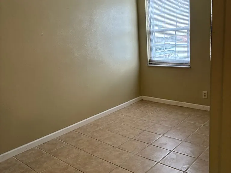 1160 Grand Terrace Dr #7 — Photo 4