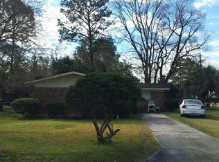 1439 Cathy St, Savannah, GA 31415