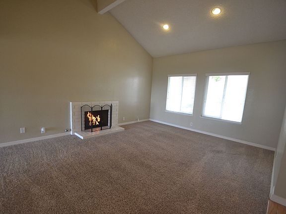 2nd image of 3713 Lynwood Dr
