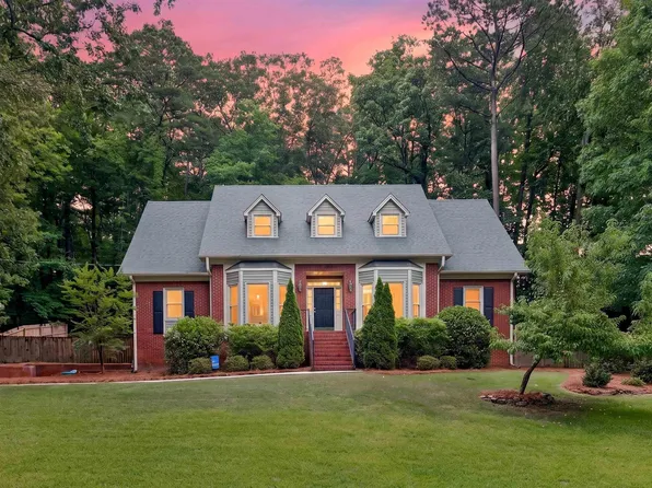 495 Hillandell Dr, Birmingham, AL 35244