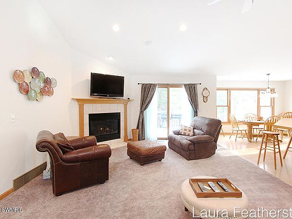 2nd image of 2045 Squirewood Ct NE