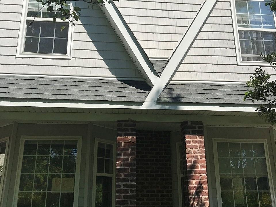 2nd image of 17 Mohegan Ave #A