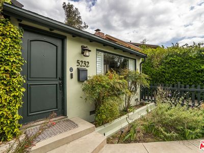 5232 Irvine Ave, North Hollywood, CA, 91601