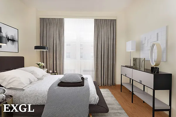 Sold by Green Light Real Estate Group Corp | media 7