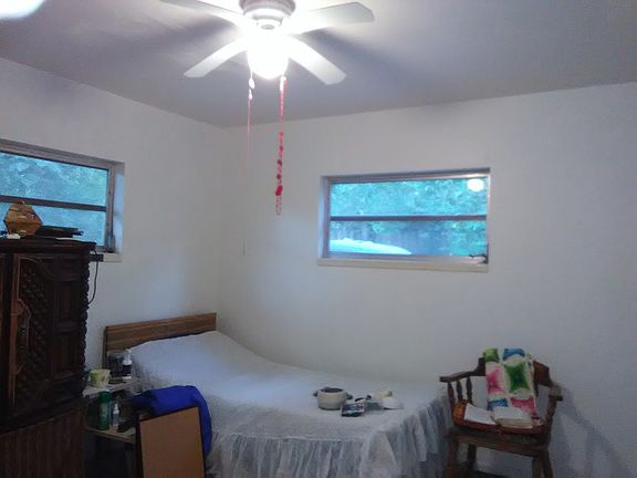 3rd image of 2711 SE 27th St
