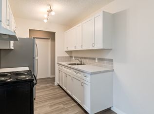 Hillview Apartments, Medicine Hat, AB T1B 1Z2