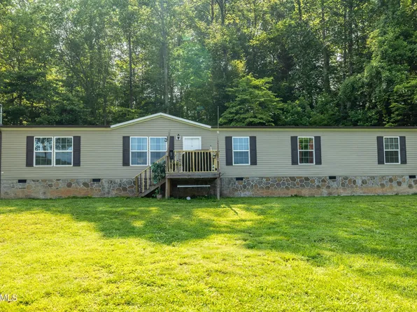 323 Cumberland View Rd, Clinton, TN 37716