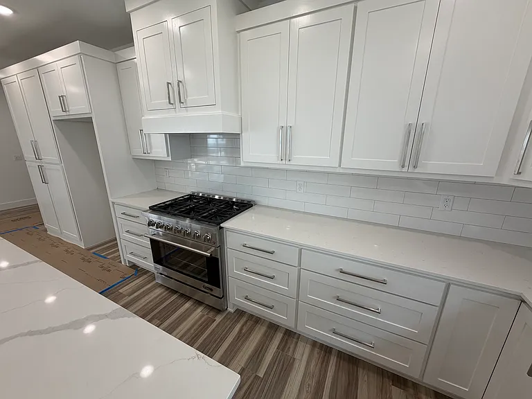 906 N Sang Ave — Photo 9