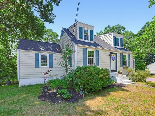 58 Johnson St, North Attleboro, MA 02760
