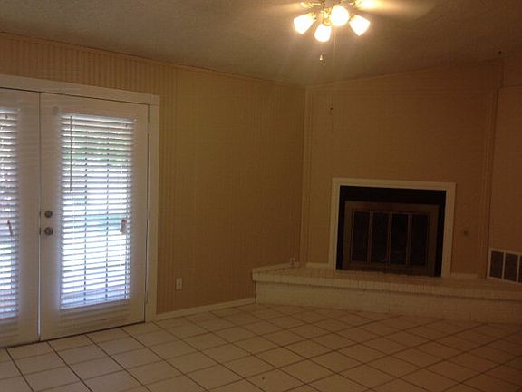 2nd image of 316 E 50th St