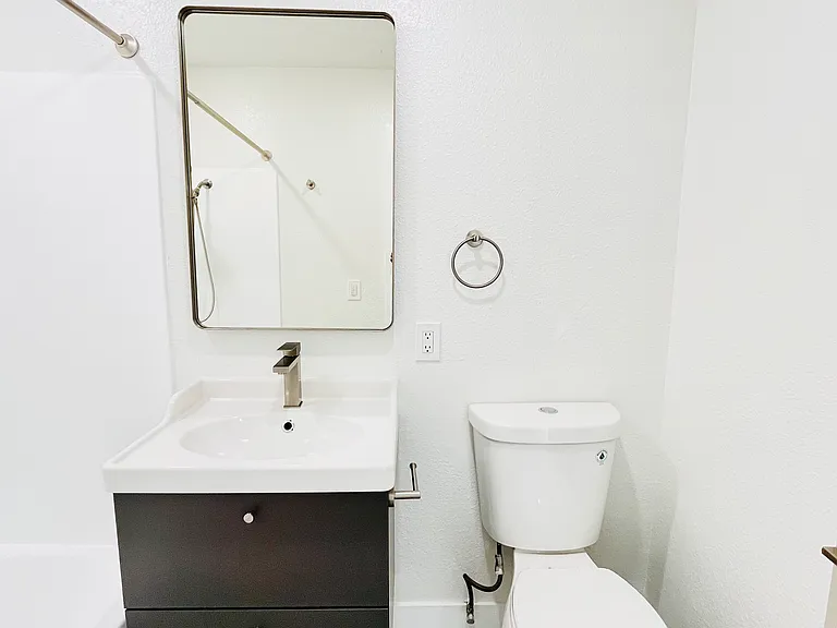 4720 S Slauson Ave #1 — Photo 15