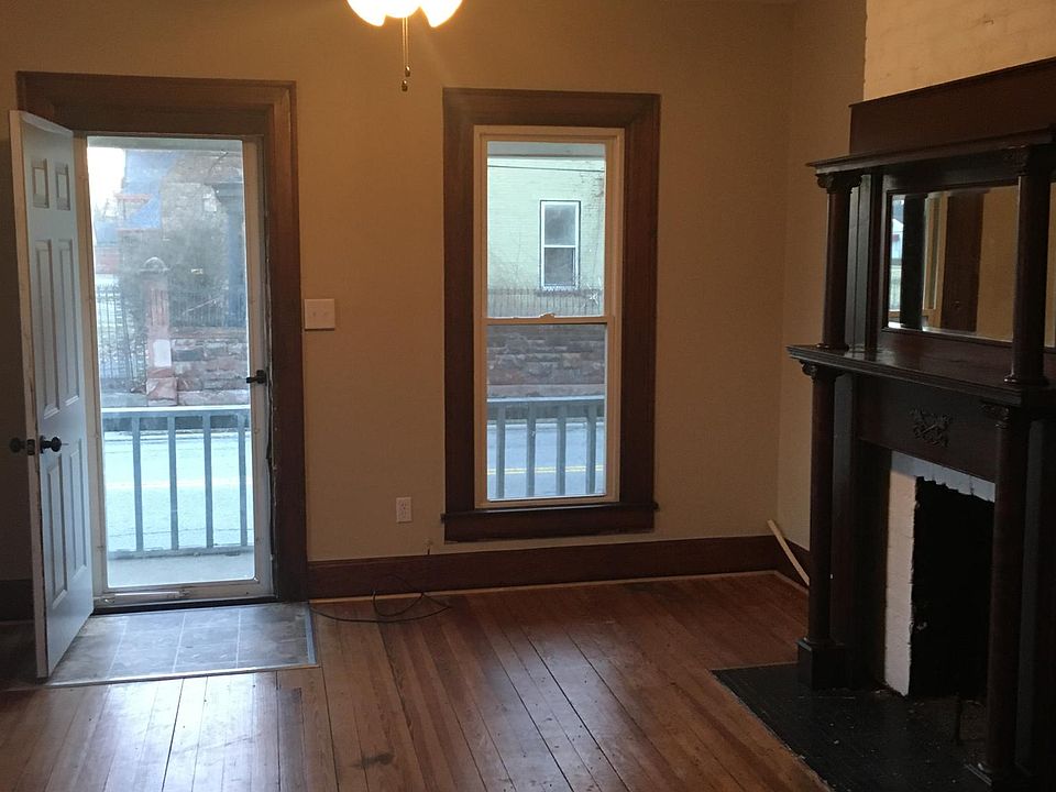 1st image of 901 2nd Ave #903