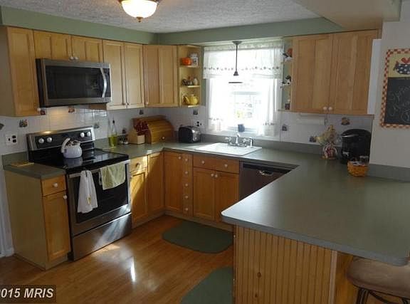 3rd image of 1310 Gates Head Dr