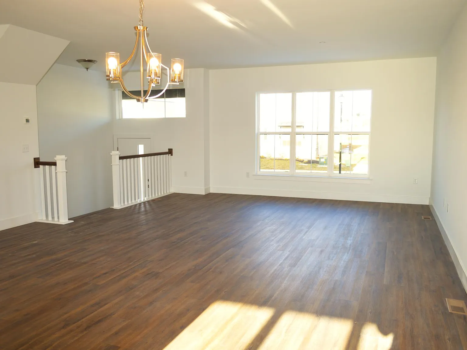 112 Stickley Dr — Photo 4