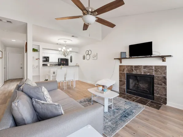 1501 Stallings Dr APT 48, College Station, TX 77840