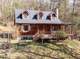 88 Kennel Rd, Deer Park, NY 11729