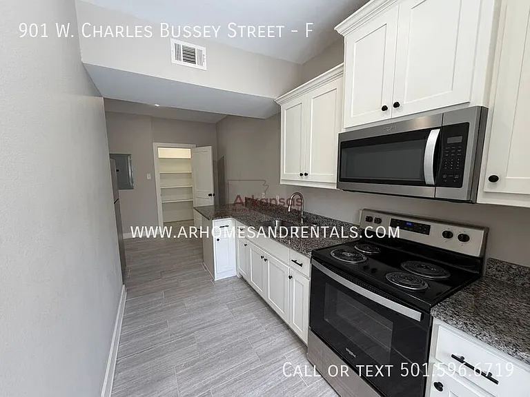 901 W Charles Bussey Ave #F — Photo 4