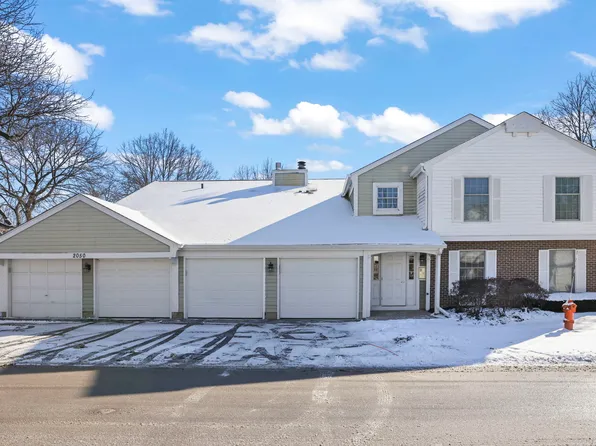 2050 Lancaster Cir APT 201D, Naperville, IL 60565