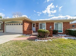 3212 Groves Dr, Sterling Heights, MI 48310