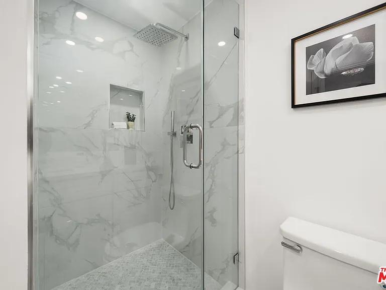 10450 Wilshire Blvd #5G — Photo 12