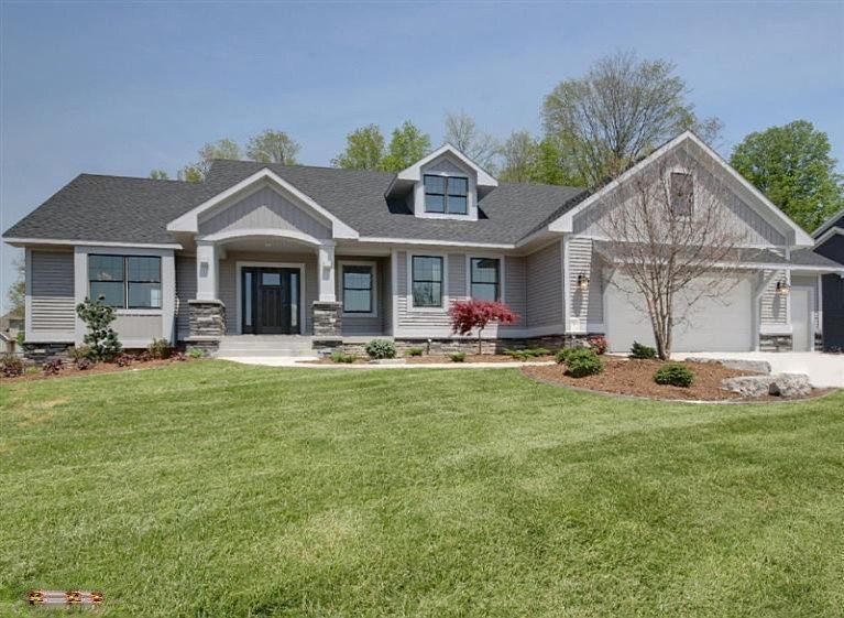 1st image of 8081 Lionel Dr