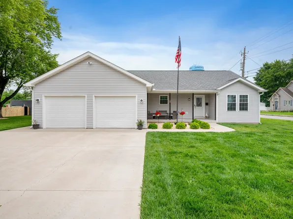 284 E Silver St, Knightstown, IN 46148