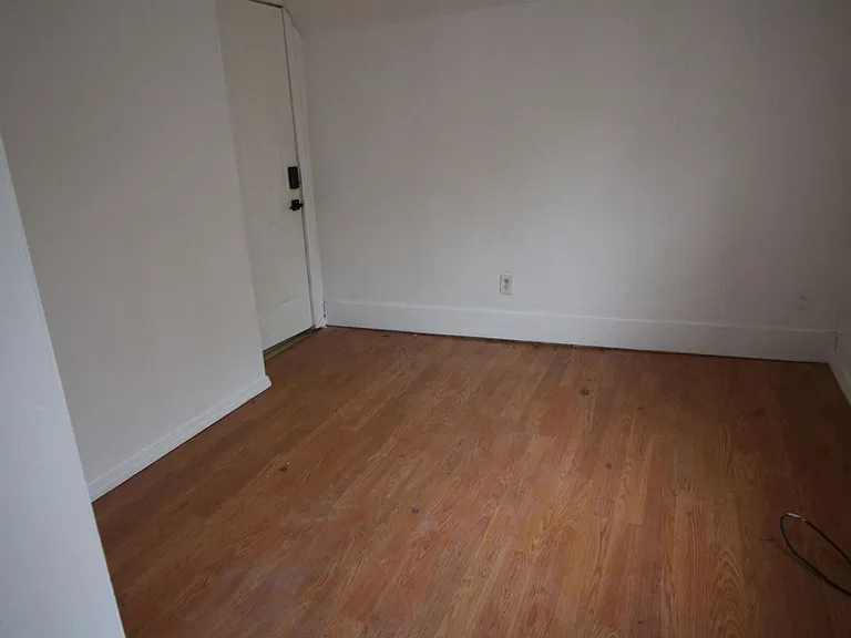 11 Elm St #1A — Photo 2