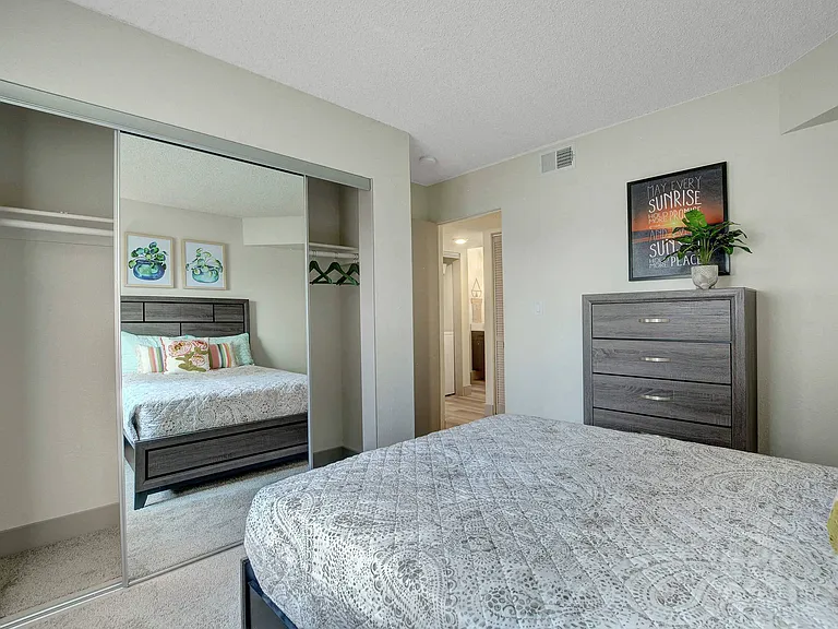 Namaste Apartments — Photo 23