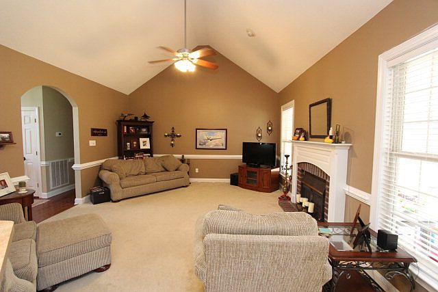 1st image of 403 Adler Ln
