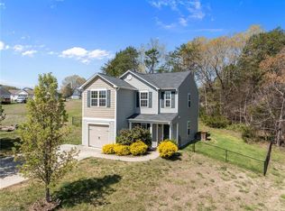 103 Taylors Ct, Burlington, NC 27217